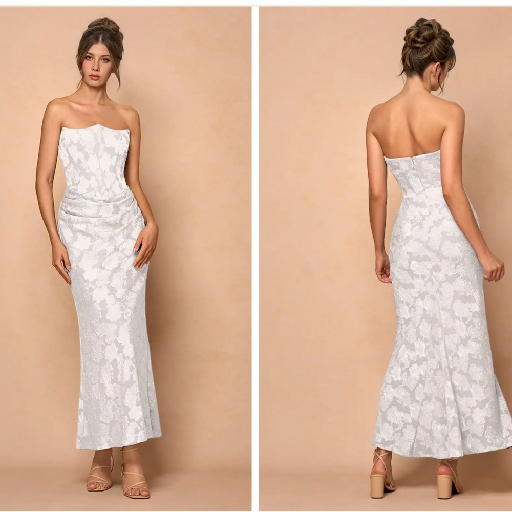 Elegant White Strapless Gown